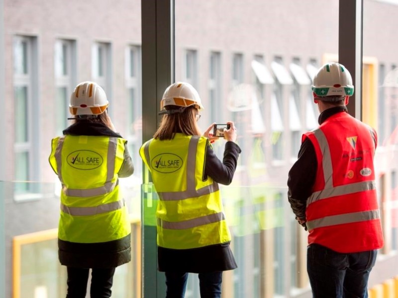 Willmott Dixon opens doors to inspire the next generation