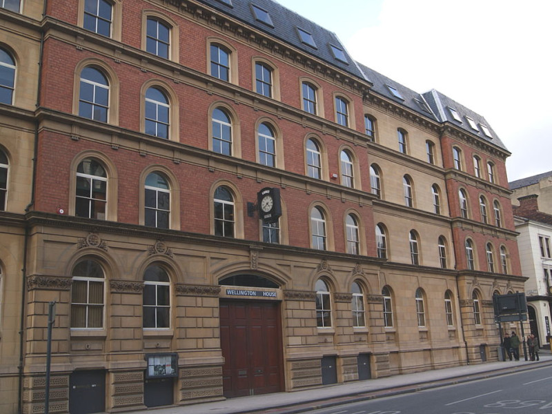 Willmott Dixon Interiors land health and college work