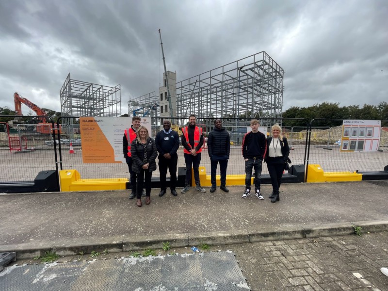 Willmott Dixon launches traineeship for NEET teens in Bedfordshire