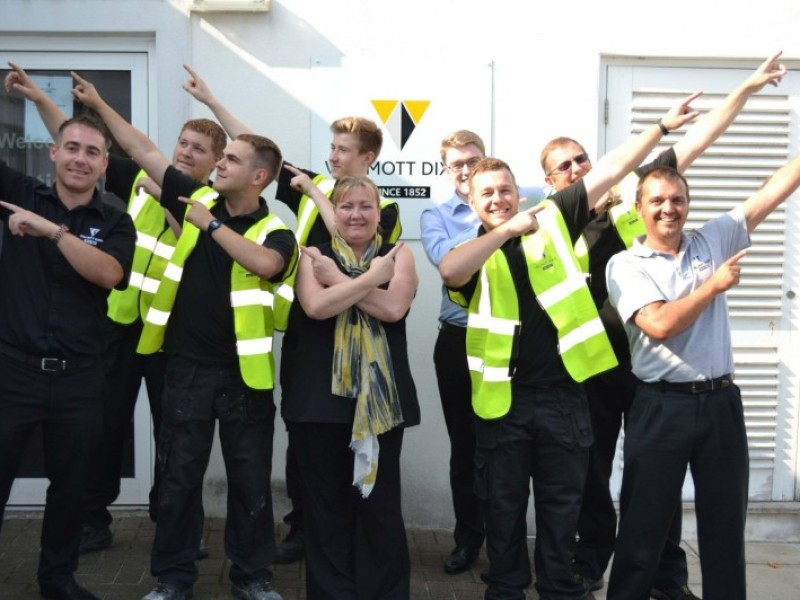 Willmott Dixon helps ‘open doors’ for five Cumbrian youngsters