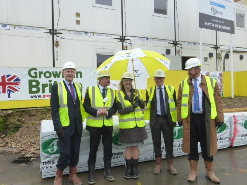 Minister sees Willmott Dixon support UK timber industry
